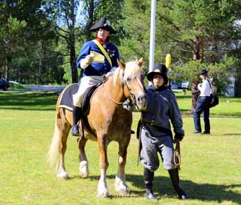 Generalen håller sitt tal